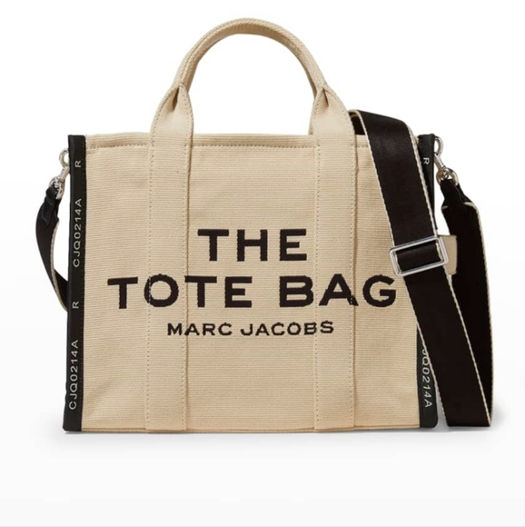 Marc Jacobs Handbags - Auth Marc Jacobs Small Travelers Tote BNWT